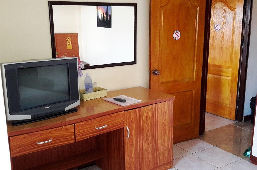 Hotel The Britannia Chiang Mai Zewnętrze zdjęcie