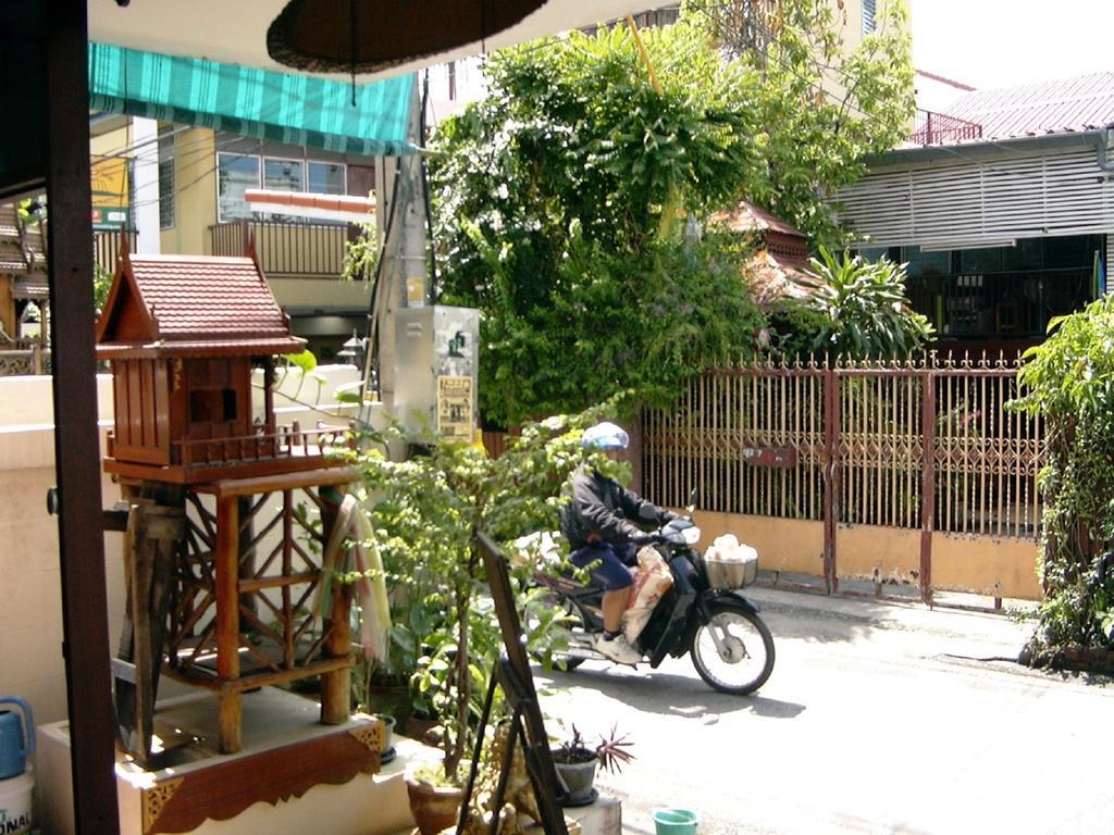Hotel The Britannia Chiang Mai Zewnętrze zdjęcie