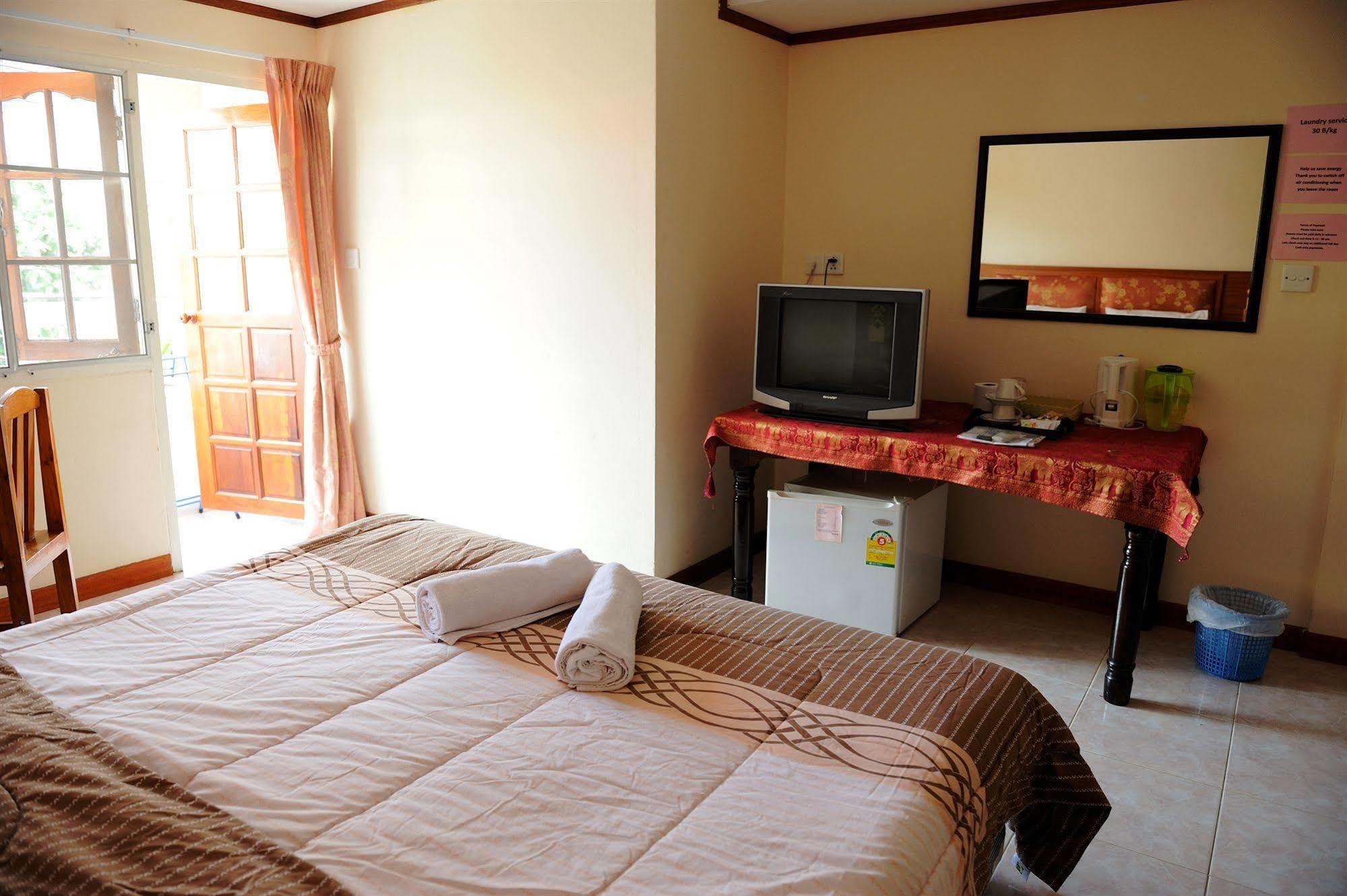 Hotel The Britannia Chiang Mai Zewnętrze zdjęcie